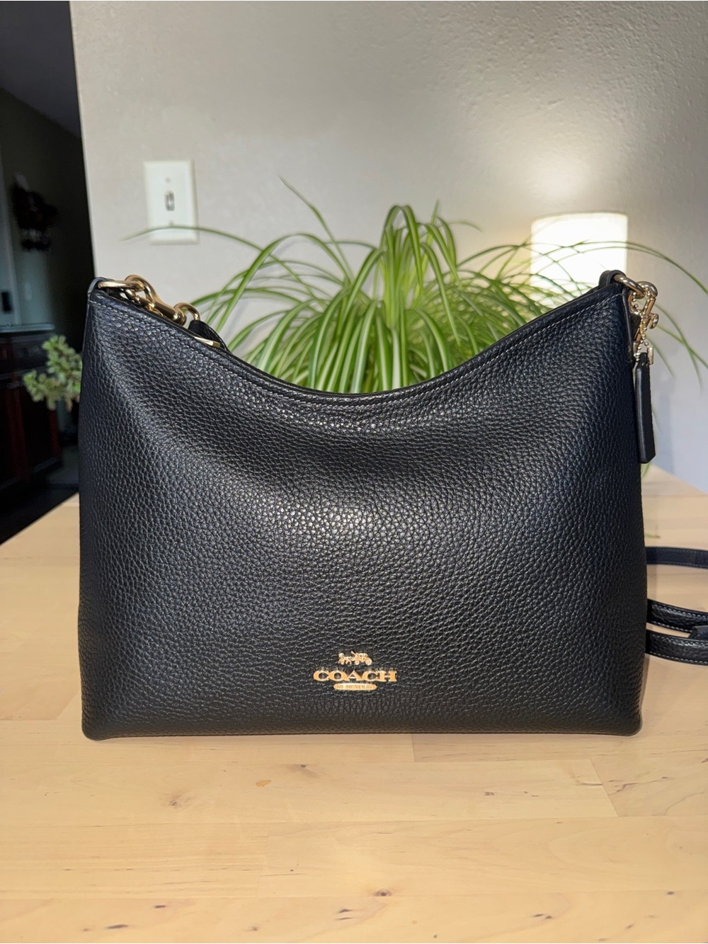 COACH Laurel Shoulder Bag Pebbled Black w/ Gold